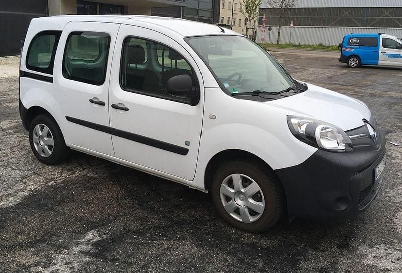 Weiß Gebraucht 2016 Renault Kangoo Van / Kleinbus | 7.900 € (Fairer Preis) - Bild 1/4