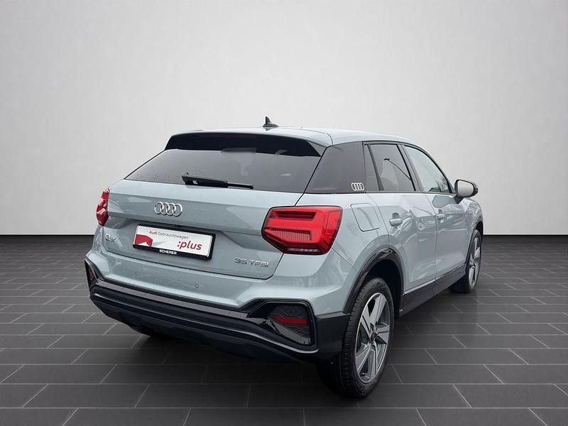 Neu Audi Q2 Ambiente 150 PS (110 kW) 2025 Mythosschwarz metallic (metallic) SUV
