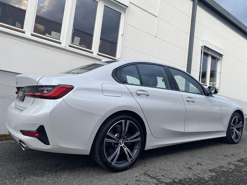 Gebraucht BMW 330 Shadowline 258 PS (189 kW) 2021 Weiß Limousine