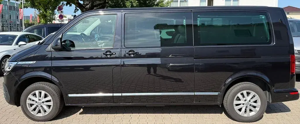 Gebraucht VW Caravelle Highline 150 PS (110 kW) 2020 Schwarz Van