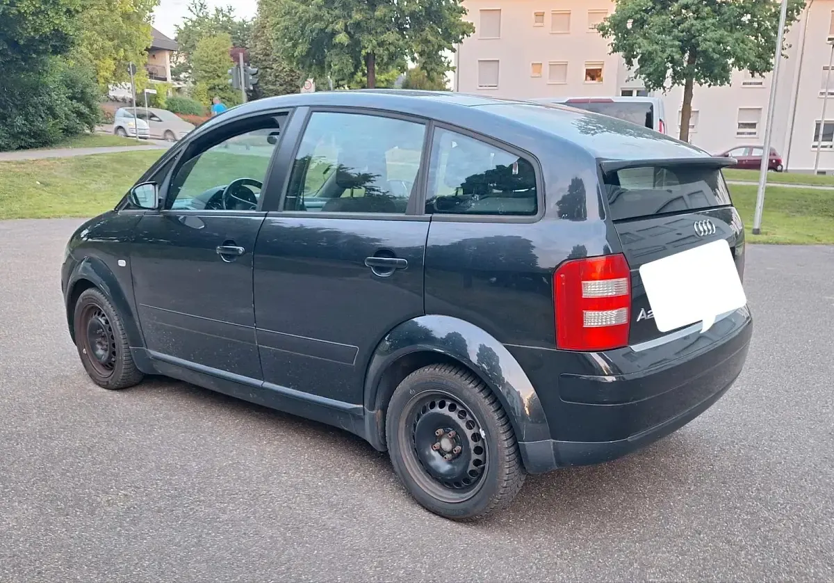 Gebraucht Audi A2 75 PS (55 kW) 2003 Schwarz Kleinwagen