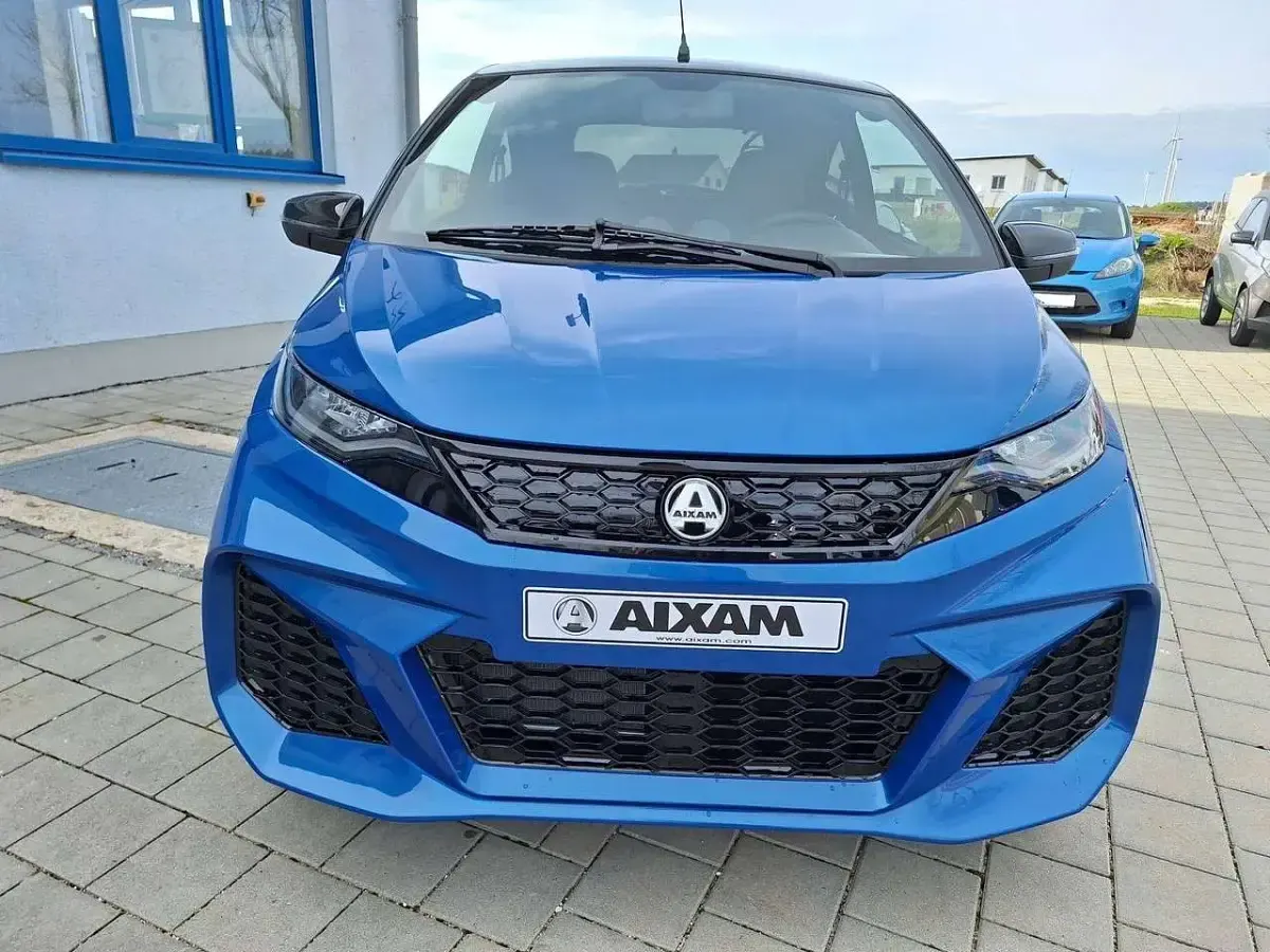 Neu Aixam Coupe GTI 2026 Saphirblaumetallic Coupé