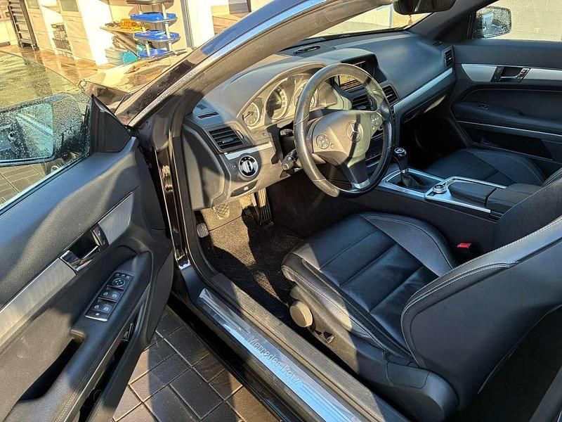 Gebraucht Mercedes E220 Elegance 170 PS (125 kW) 2011 Cabrio