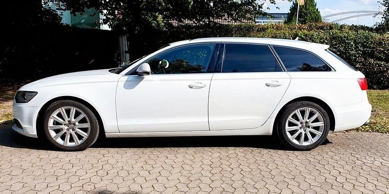 Gebraucht Audi A6 Ambiente 190 PS (139 kW) 2014 Weiß Kombi