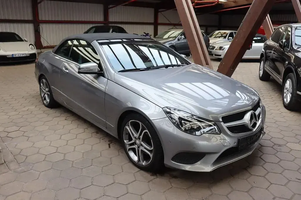 Gebraucht Mercedes E200 184 PS (135 kW) 2013 Silber Cabrio