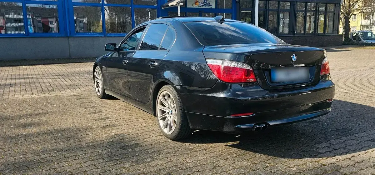 Gebraucht BMW 530 235 PS (172 kW) 2008 Limousine