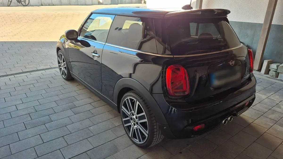 Gebraucht Mini Cooper S Chili 192 PS (141 kW) 2020 Schwarz Kleinwagen