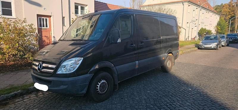 Schwarz Gebraucht 2008 Mercedes Sprinter Van | 7.900 € - Bild 1/4