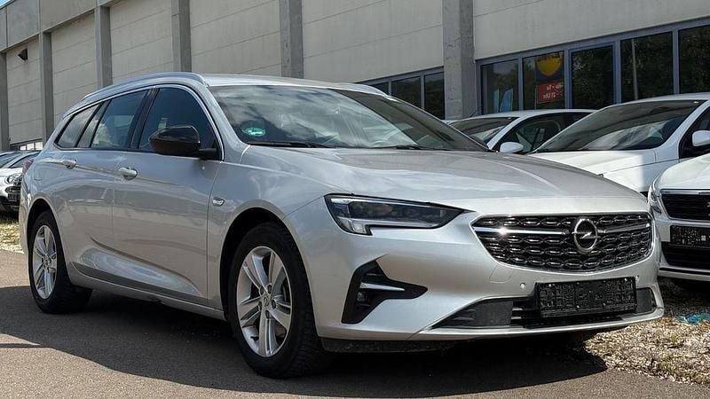 Silber Gebraucht 2021 Opel Insignia Elegance Kombi | 17.990 € (Superpreis) - Bild 1/4