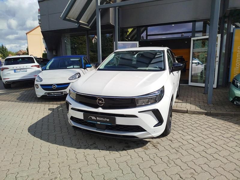 Lack weiss banquise/deckende lackierung Gebraucht 2024 Opel Grandland X Elegance SUV | 28.980 € (Superpreis) - Bild 1/4