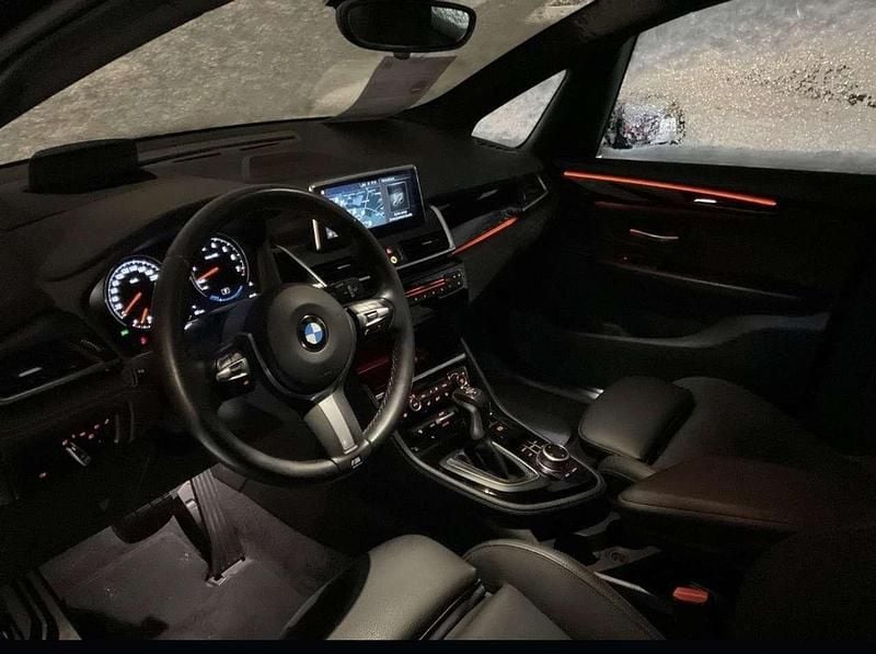 Gebraucht BMW 225 Sport Line 136 PS (100 kW) 2021 Schwarz Van / Kleinbus
