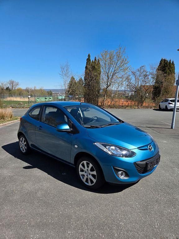 Gebraucht Mazda 2 Edition 84 PS (61 kW) 2010 Blau Kleinwagen