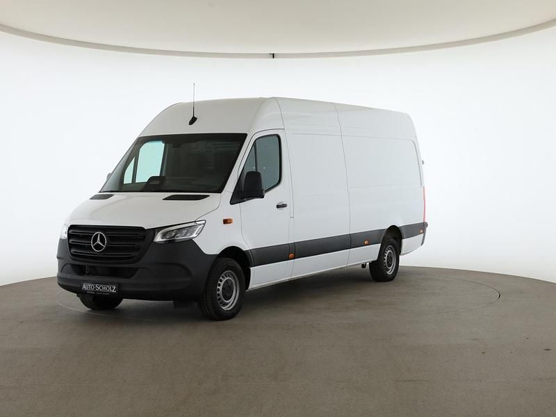 Używany Mercedes Sprinter 170 KM (125 kW) 2024 Biały Van