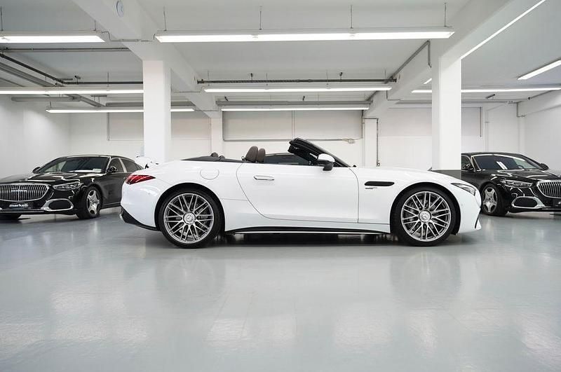Weiß Gebraucht 2024 Mercedes SL43 AMG Premium Cabrio | 98.900 € (Superpreis) - Bild 1/4