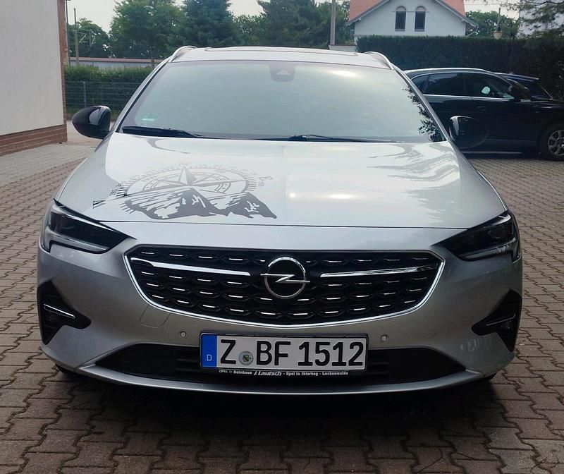 Silber Gebraucht 2021 Opel Insignia Kombi | 15.690 € (Guter Preis) - Bild 1/4