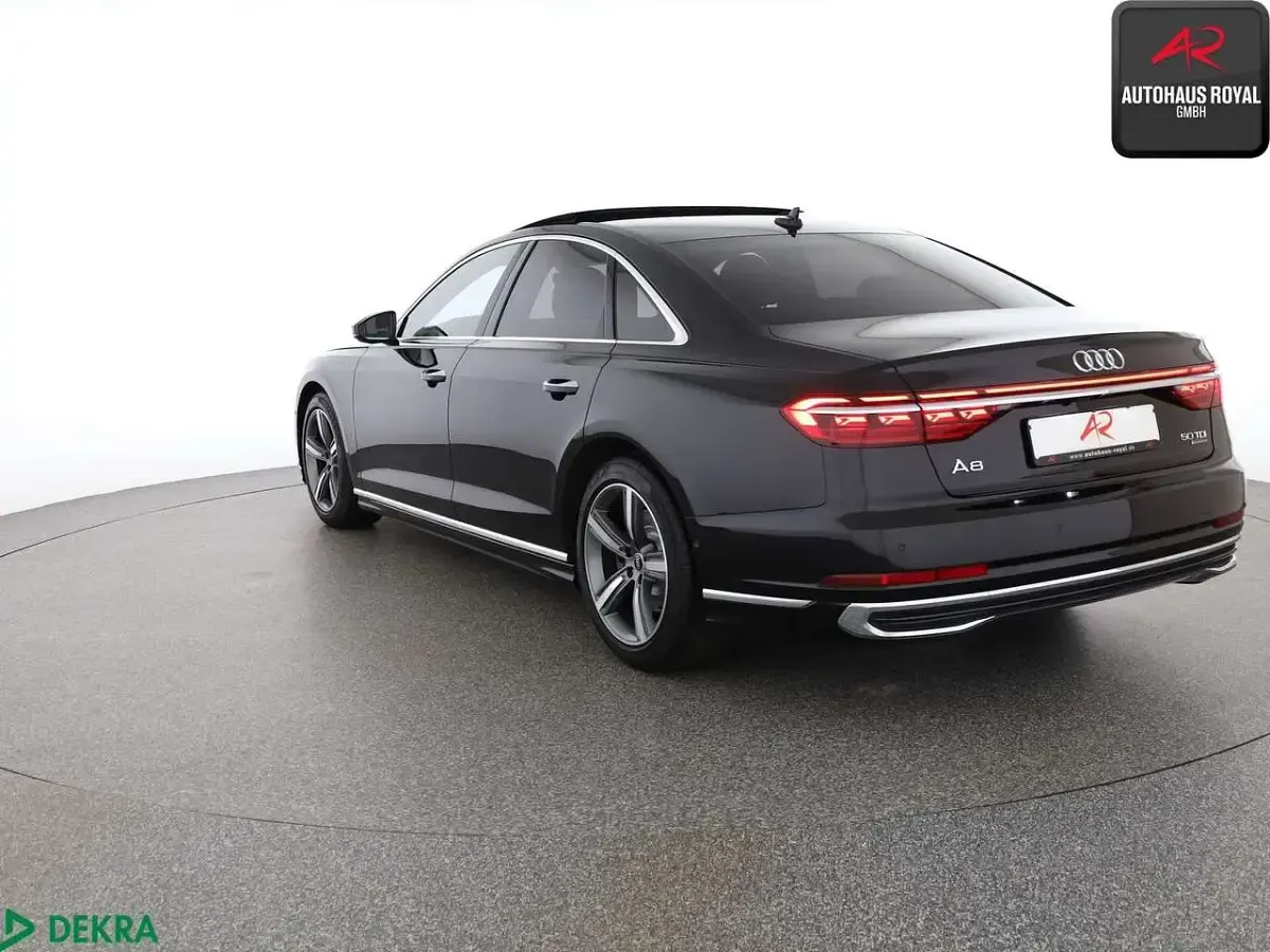 Gebraucht Audi A8 Ambiente 286 PS (210 kW) 2024 Schwarz (metallic) Limousine