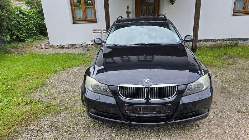 Schwarz Gebraucht 2008 BMW 325 Kombi | 1.499 € (Superpreis) - Bild 1/4