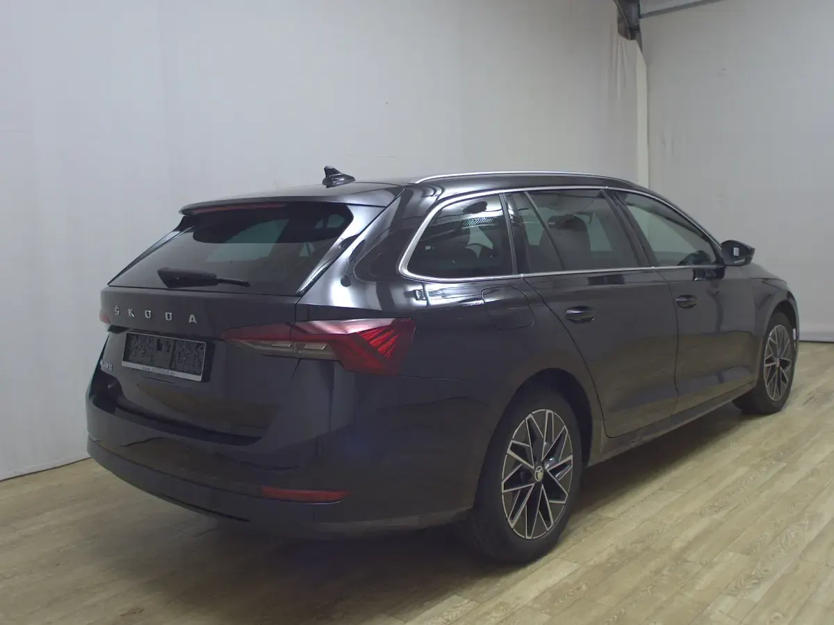 Gebraucht Skoda Octavia Style 150 PS (110 kW) 2022 Schwarz Kombi