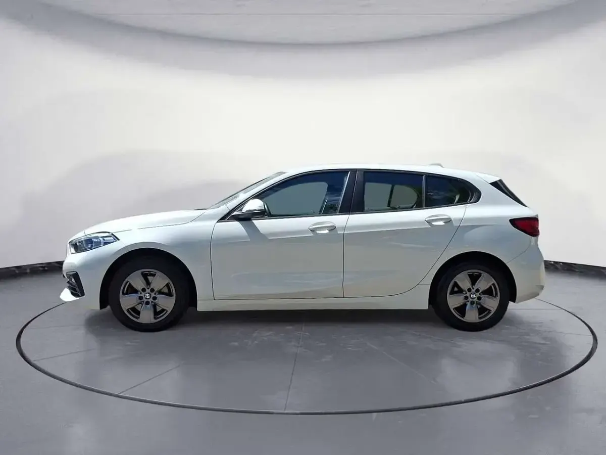 Gebraucht BMW 118 Advantage 140 PS (102 kW) 2020 Weiß Kleinwagen