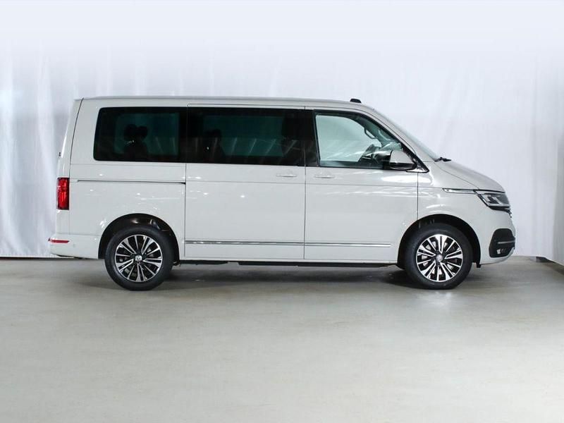 Gebraucht VW Multivan Highline 199 PS (146 kW) 2021 Ascotgrau Van