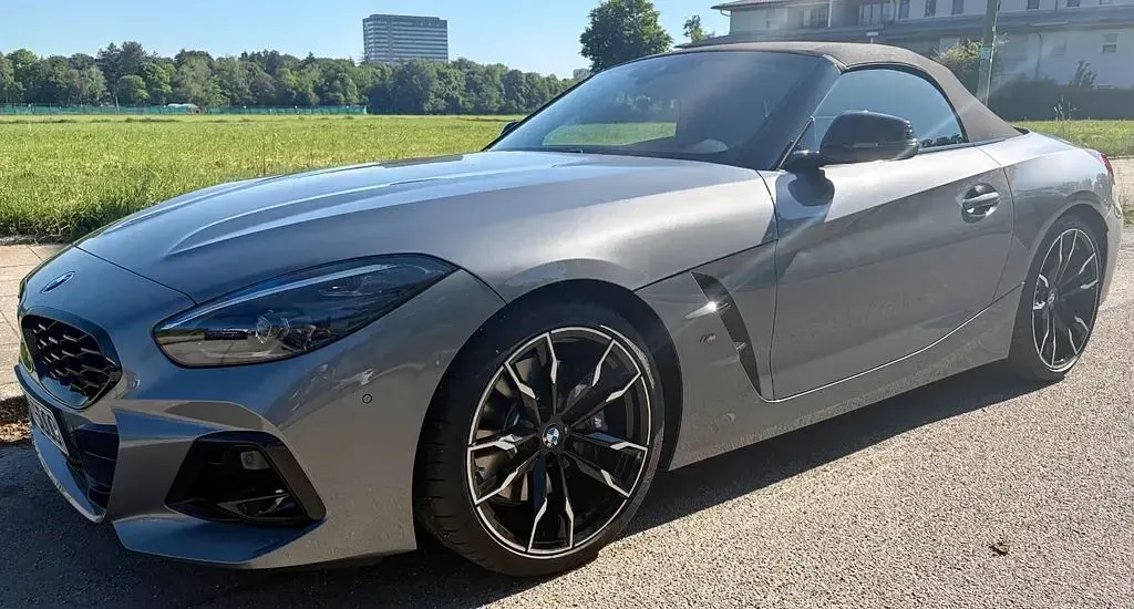 Neu BMW Z4 Performance 340 PS (250 kW) 2026 Grau Cabrio