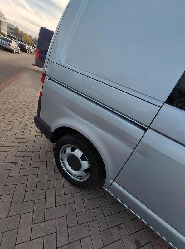 Gebraucht VW Transporter 179 PS (131 kW) 2015 Silber Van