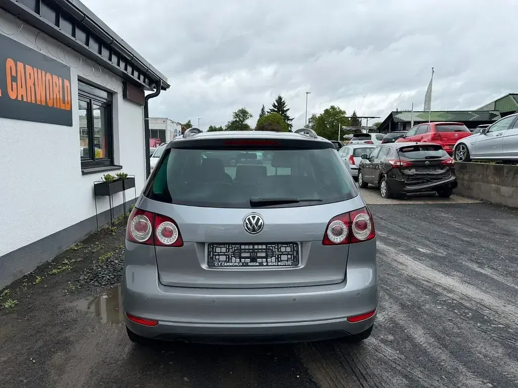Gebraucht VW Golf VI 105 PS (77 kW) 2011 Grau Kleinwagen