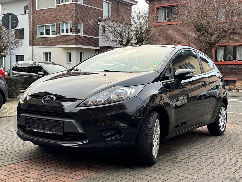 Gebraucht Ford Fiesta Trend 60 PS (44 kW) 2011 Schwarz Kleinwagen
