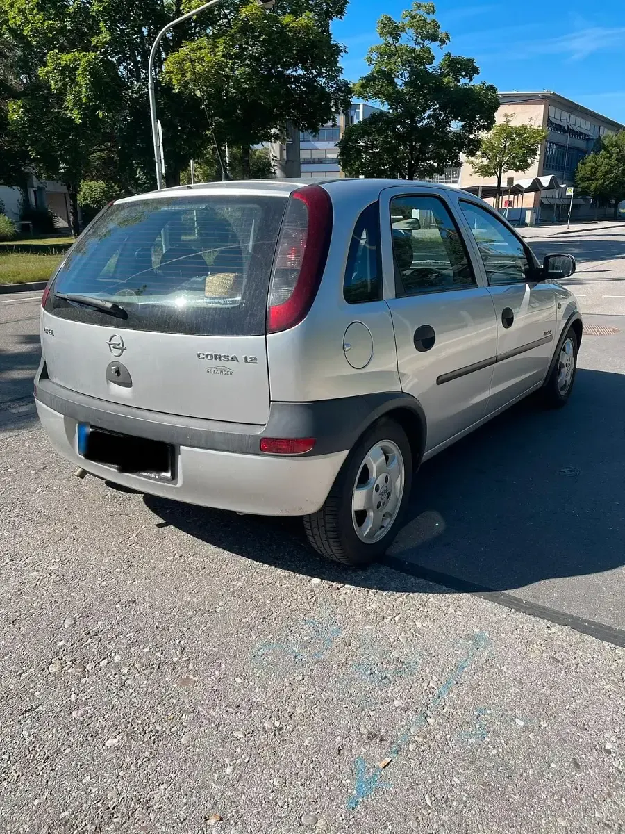 Gebraucht Opel Corsa 75 PS (55 kW) 2001 Silber Kleinwagen