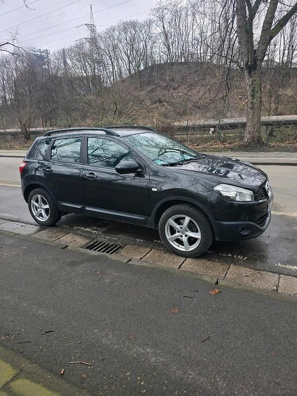 Gebraucht Nissan Qashqai 110 PS (80 kW) 2012 Schwarz SUV