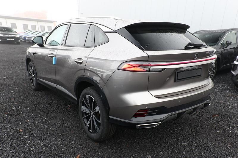 Neu MG HS Luxury 170 PS (125 kW) 2025 Sterling silver metallic SUV