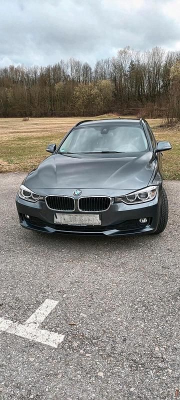 Grau Gebraucht 2014 BMW 320 Kombi | 8.300 € (Superpreis) - Bild 1/4