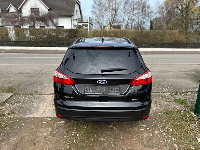 Usata Ford Focus 125 CV (91 kW) 2013 Nero Station wagon