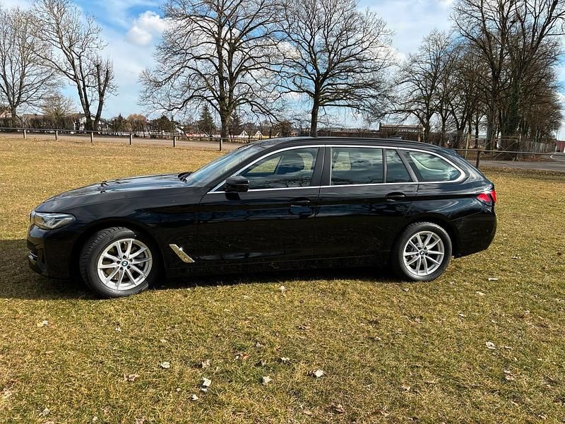 Second-hand BMW 520 190 CP (139 kW) 2022 Negru Break