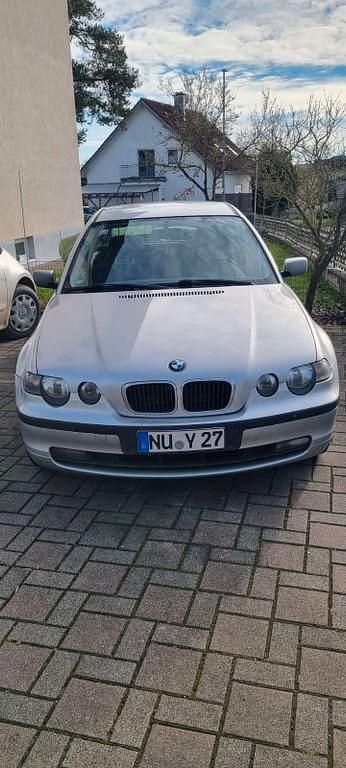 Silber Gebraucht 2003 BMW 316 Limousine | 1.300 € (Superpreis) - Bild 1/4