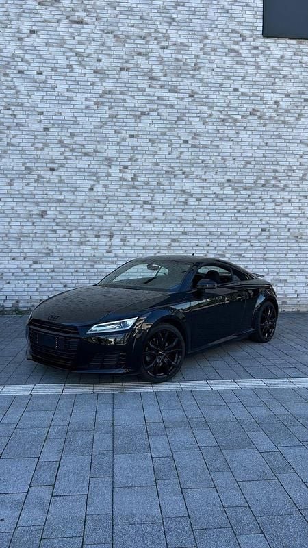 Usata Audi TT Design 180 CV (132 kW) 2017 Nero Coupé