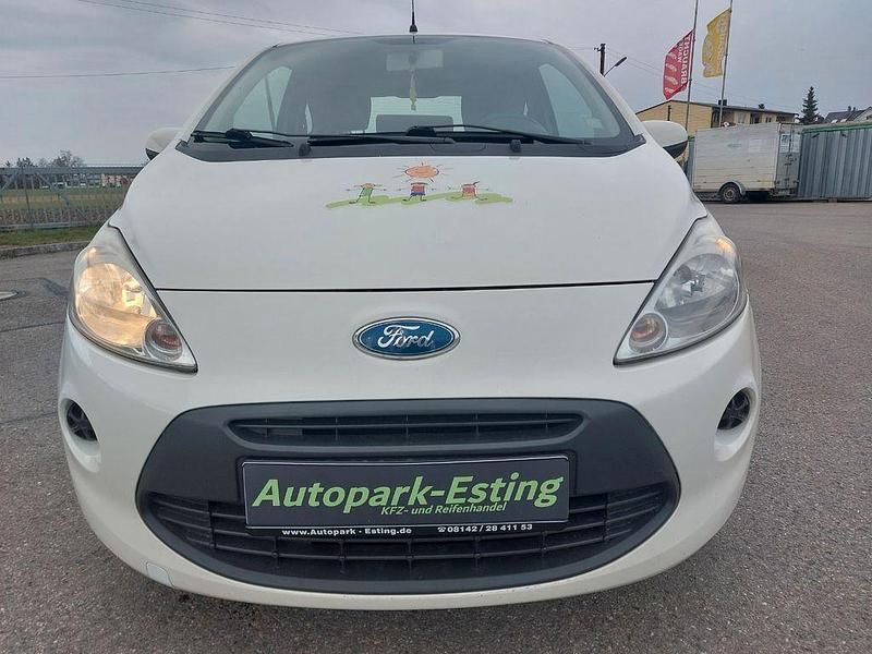 Gebraucht Ford Ka Trend 69 PS (50 kW) 2010 Crystalweiß Kleinwagen