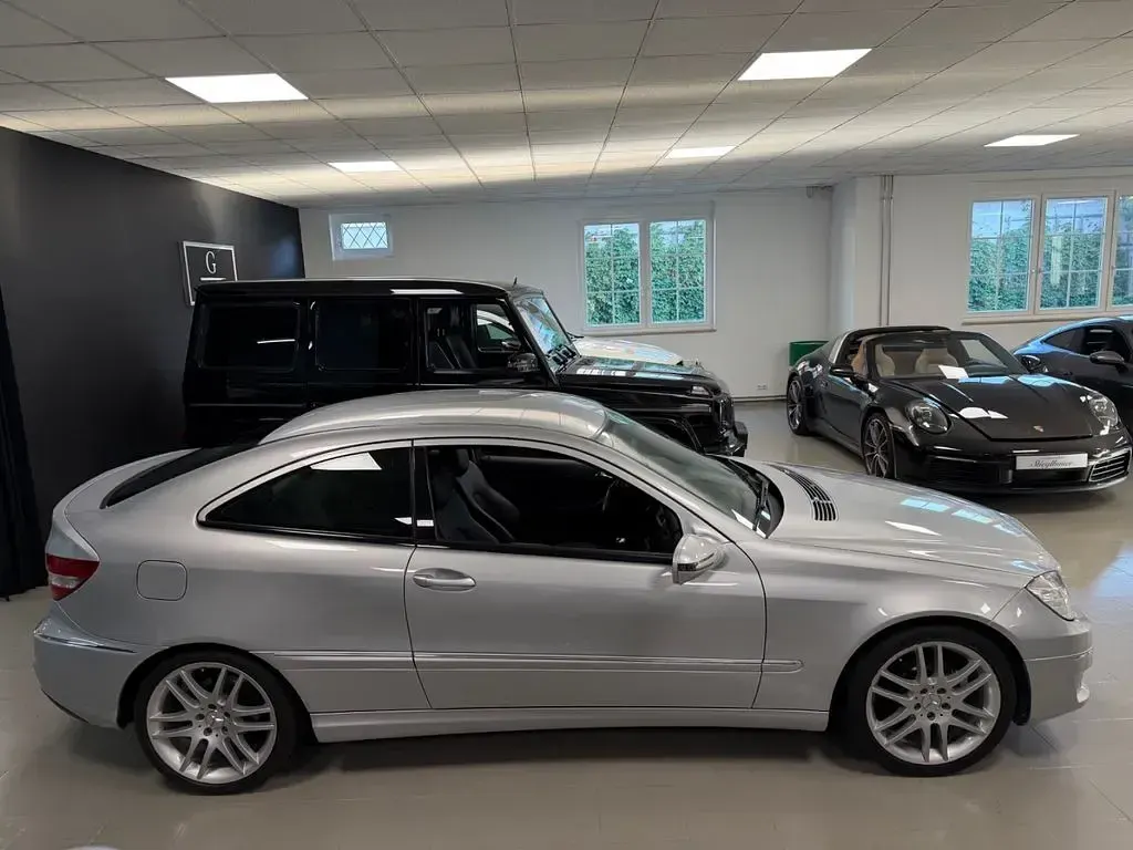 Gebraucht Mercedes CLC180 143 PS (105 kW) 2010 Silber Coupé