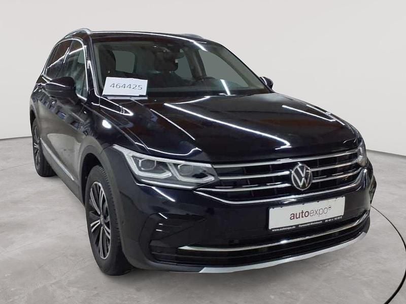 Deep black perleffekt Gebraucht 2022 VW Tiguan Elegance SUV | 24.990 € (Superpreis) - Bild 1/4