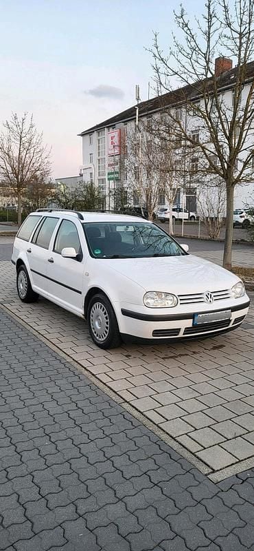 Gebraucht VW Golf IV 101 PS (74 kW) 1999 Weiß Kombi