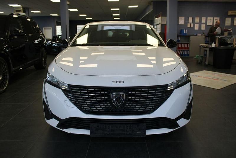 Gebraucht Peugeot 308 SW Allure 150 PS (110 kW) 2022 Weiß Kombi