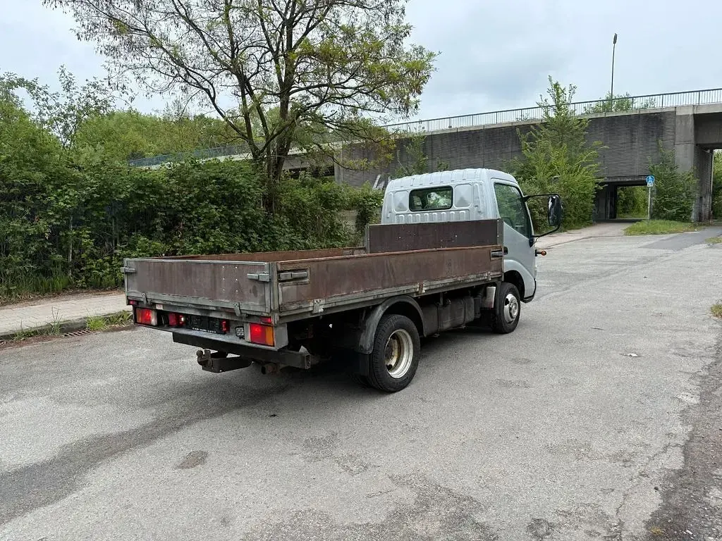 Gebraucht Toyota Dyna 109 PS (80 kW) 2007 Silber Pickup