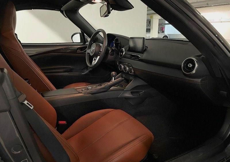 Gebraucht Mazda MX5 184 PS (135 kW) 2023 Grau Cabrio