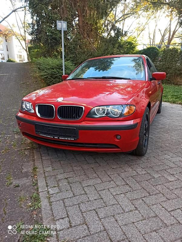 Gebraucht BMW 318 143 PS (105 kW) 2002 Rot Limousine
