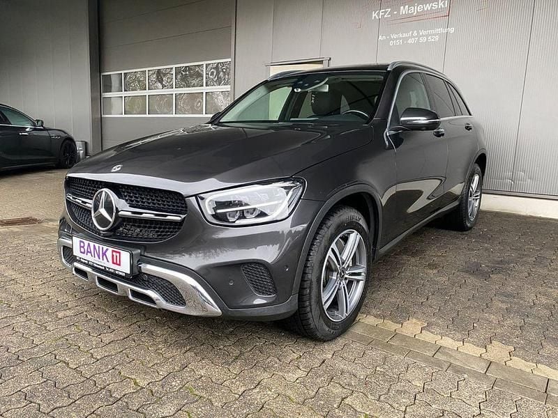 Gebraucht Mercedes GLC300 258 PS (189 kW) 2019 Grau SUV