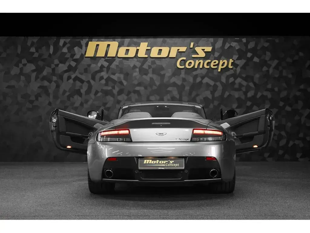 Gebraucht Aston Martin V12 Vantage 517 PS (380 kW) 2013 Grau Coupé