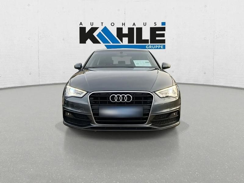 Gebraucht Audi A3 S-Line 125 PS (91 kW) 2015 Grau Limousine