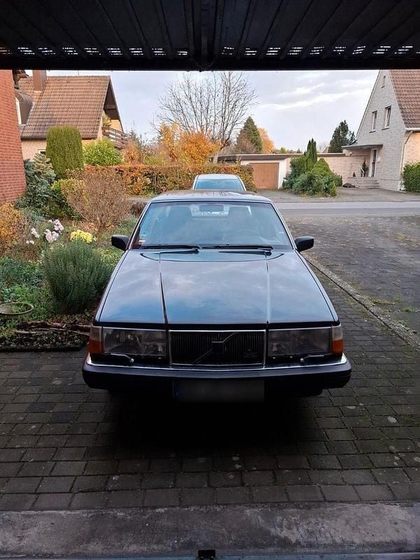 Gebraucht Volvo 760 143 PS (105 kW) 1988 Schwarz Limousine