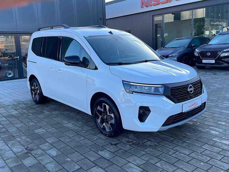 Neu Nissan Townstar Tekna 131 PS (96 kW) 2026 Mineral white Kombi