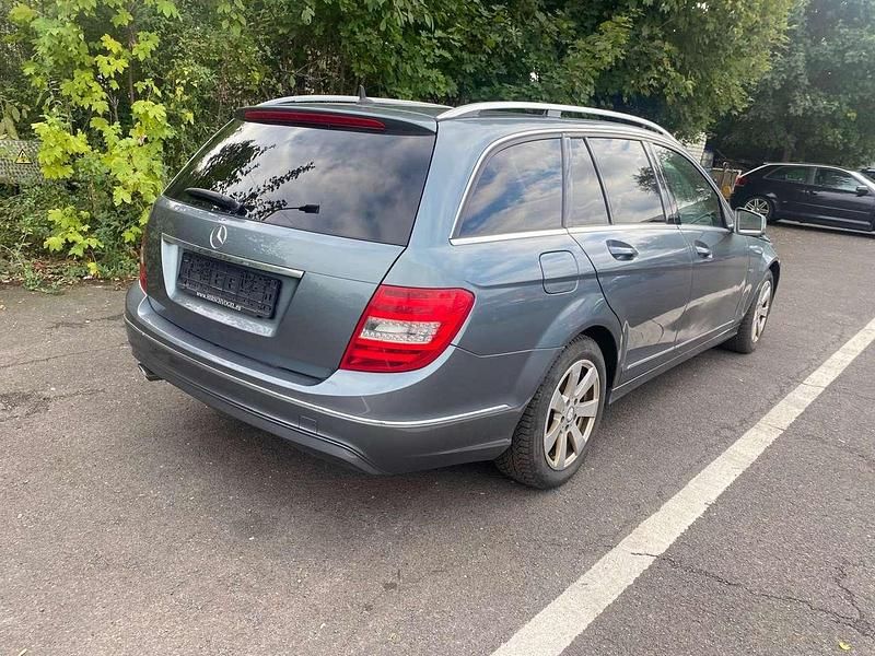 Gebraucht Mercedes C220 170 PS (125 kW) 2012 Grau Kombi